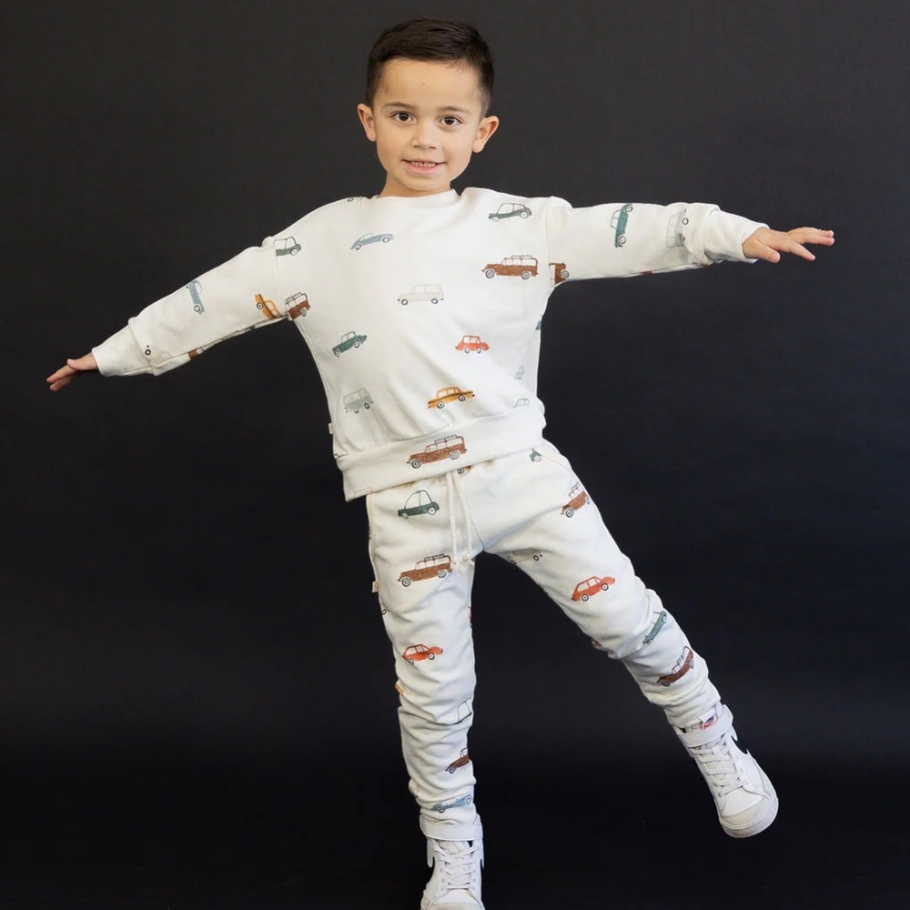 CHILDHOODS cars on natural - CC long sleeve and jogger set - Picture 4 of 16